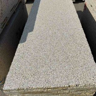 十堰 黄金麻花岗岩荔枝面毛板，半成品