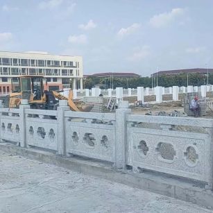 十堰 白麻花岗岩荔枝面河道栏杆