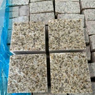 十堰 黄金麻花岗岩自然面小方块，弹石，马蹄石等