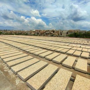 十堰 黄金麻荔枝面花岗岩石材地铺石防护中