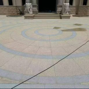 十堰 黄金麻芝麻灰花岗岩石材地铺拼接效果