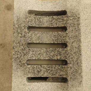 十堰 芝麻白拉丝面花岗岩U型开槽排水槽