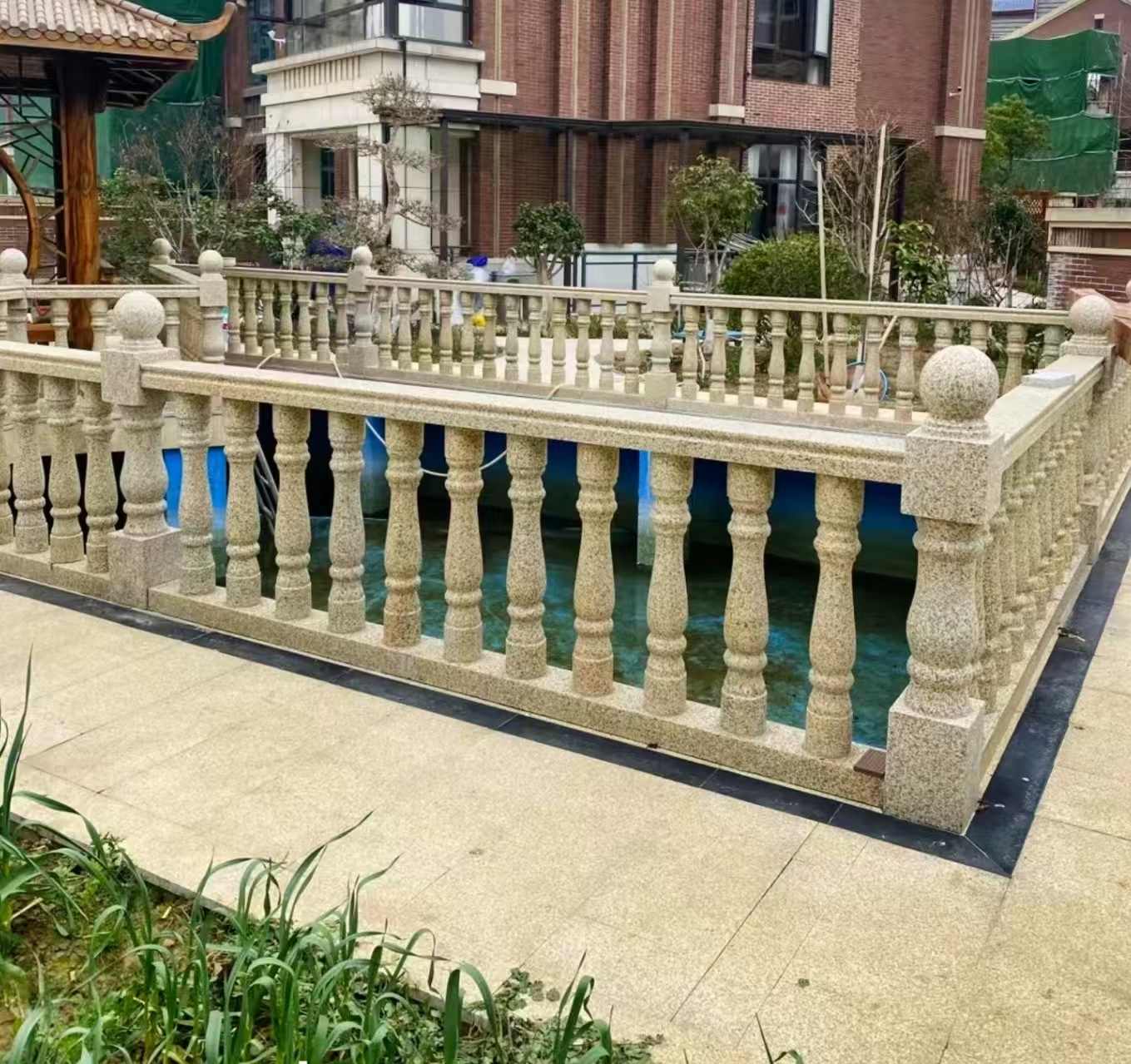 十堰黄金麻花岗岩石材栏杆，扶手，将军柱，花瓶柱