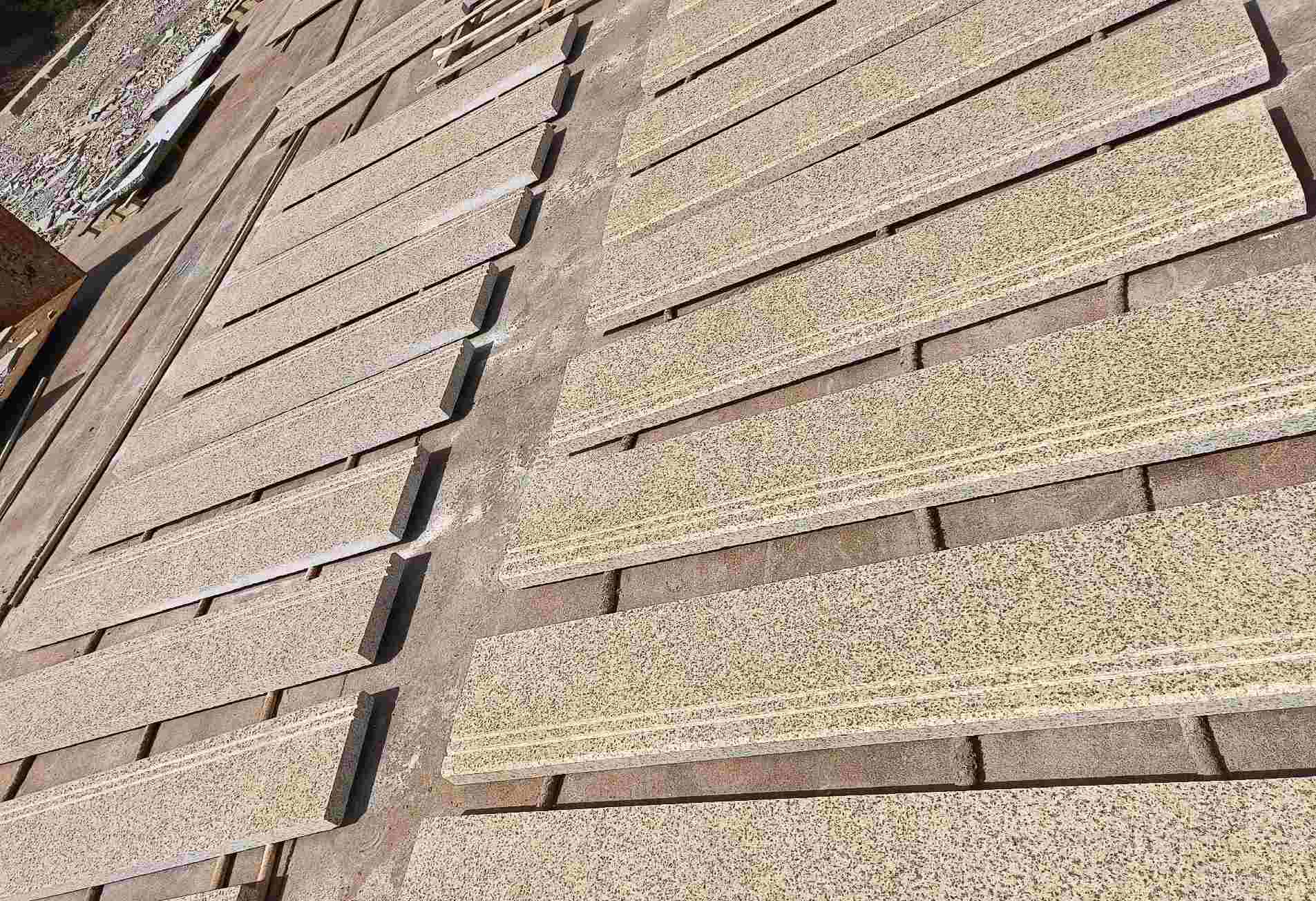 十堰 黄金麻花岗岩光面楼梯踏步