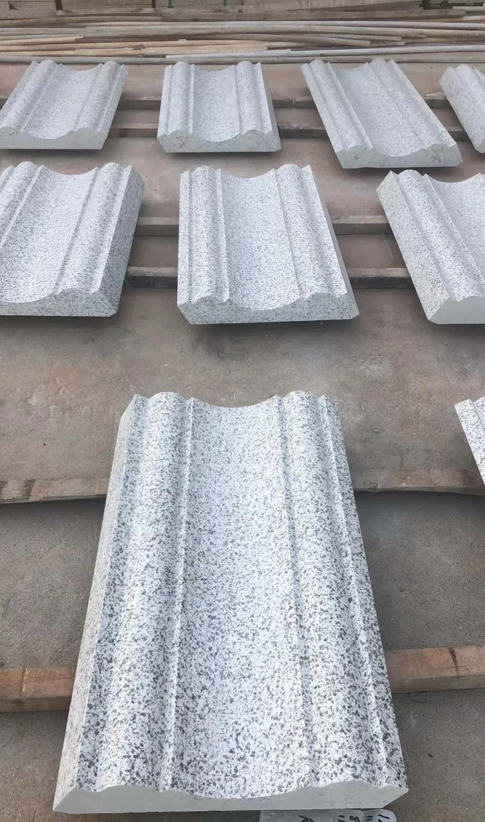 十堰 白麻花岗岩光面别墅线条