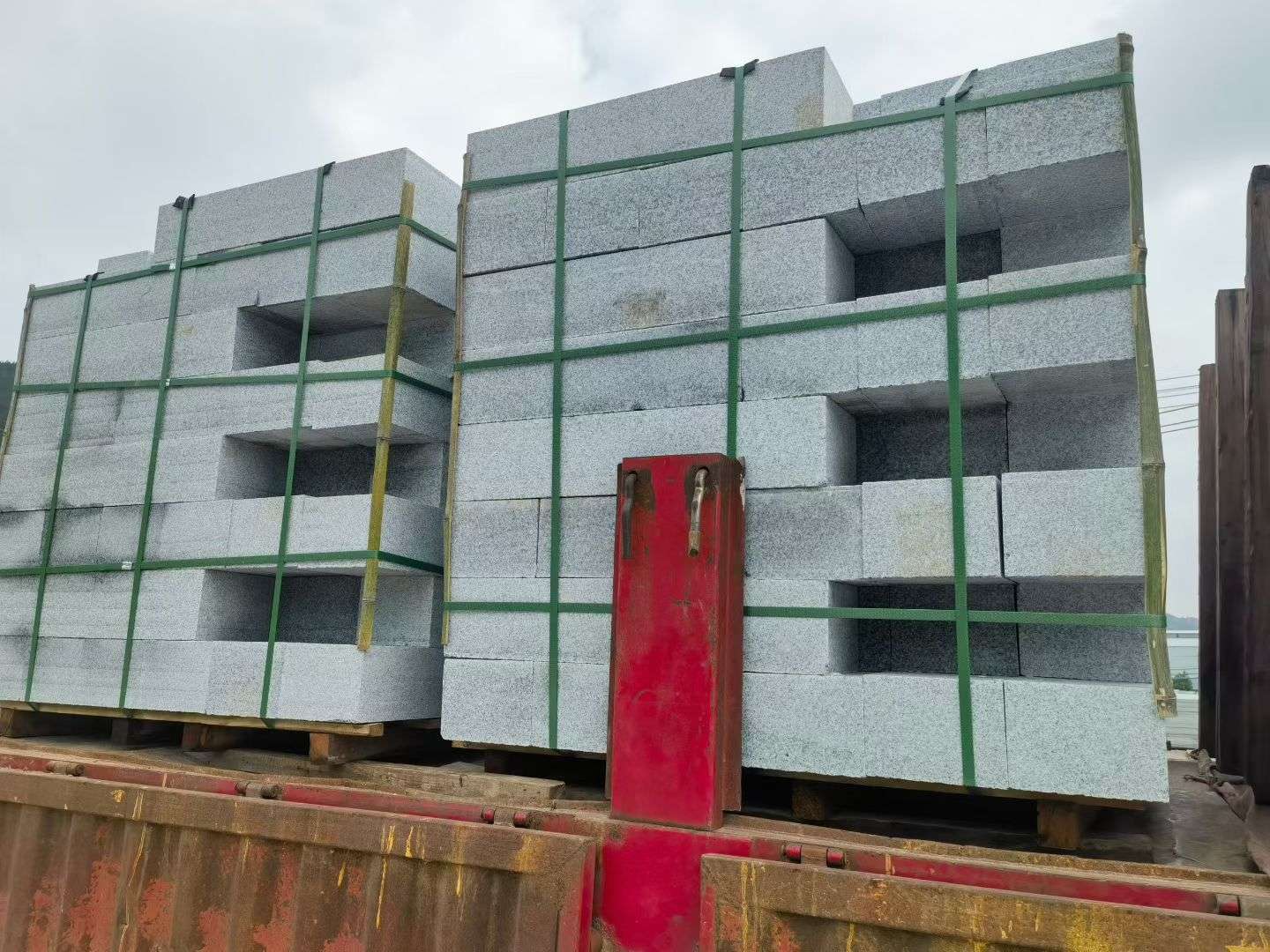 十堰 芝麻白花岗岩路沿石，平石，路侧石，马路牙子，路缘石，立缘石，平缘石等