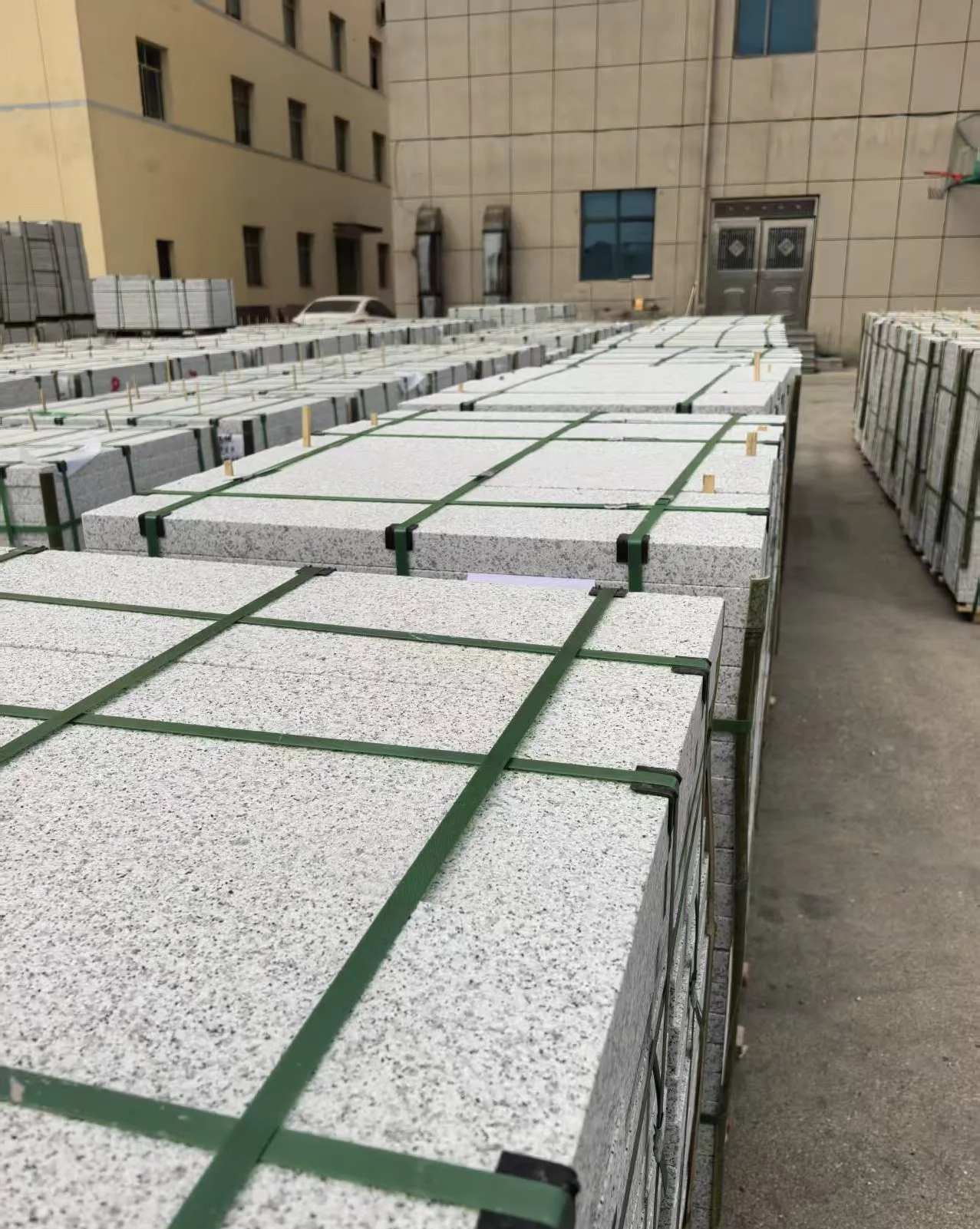 十堰 白麻花岗岩5.0公分荔枝面地铺石