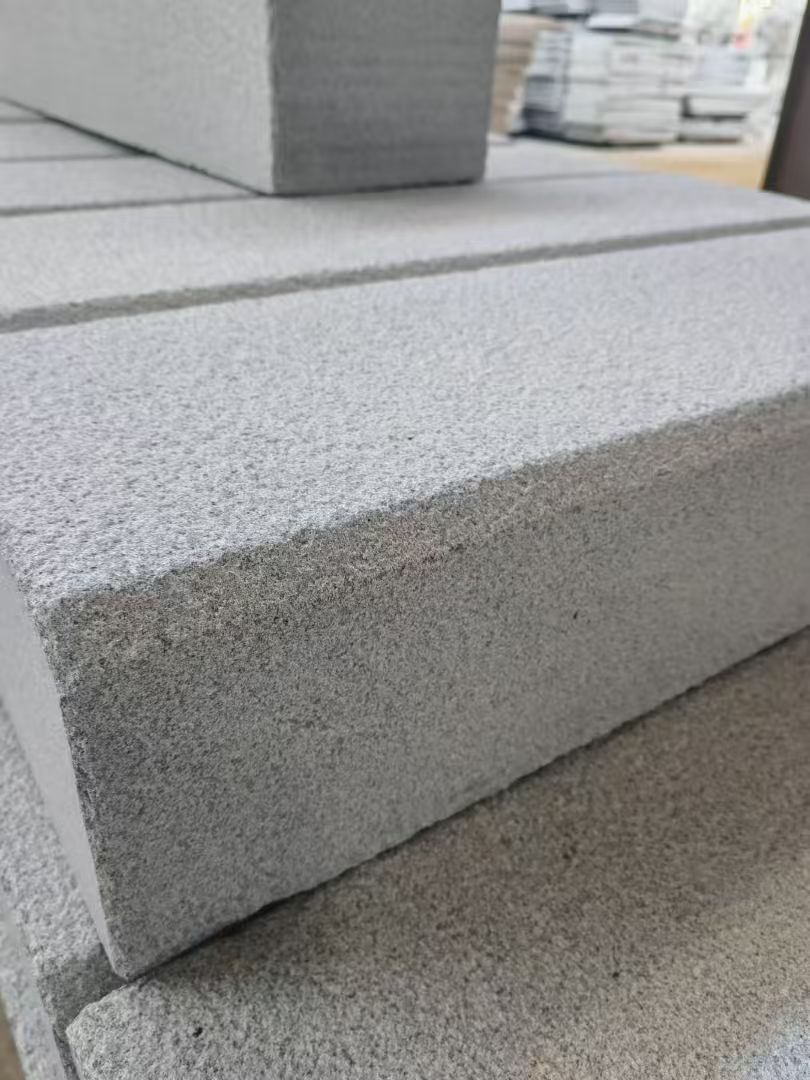 十堰 芝麻灰荔枝面路沿石